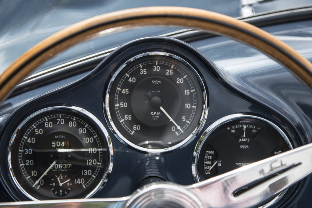 Aston Martin DB2-4 Gauges