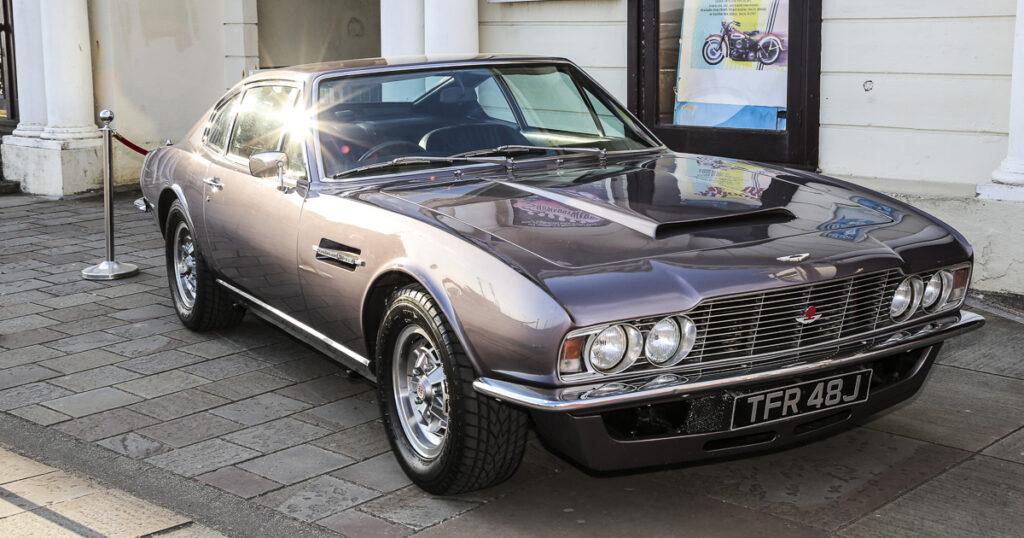 Aston Martin DBS