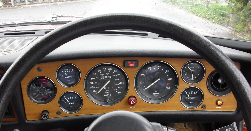 Triumph Stag dashboard