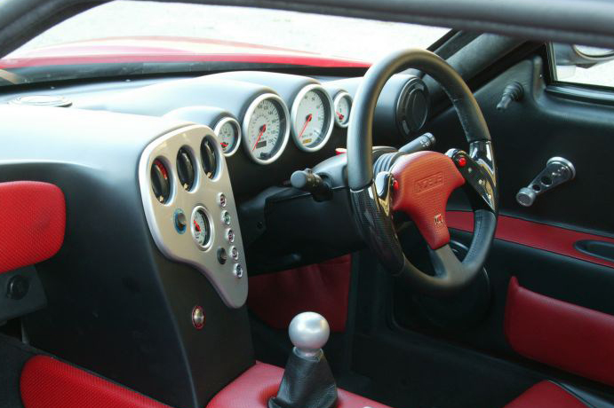 Noble M12 interior